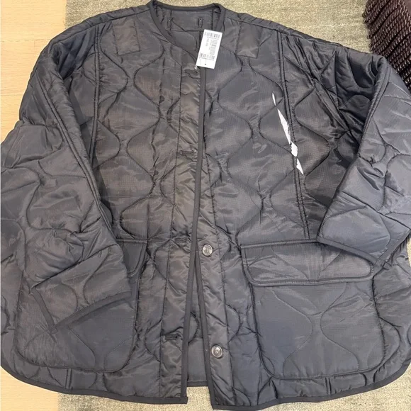 NWT THE FRANKIE SHOP TEDDY QUILTED JACKET - BLACK-PLEASE READ LISTING DETAILS - Picture 5 of 10